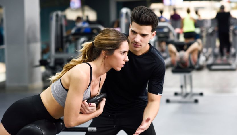 La figura del personal trainer y su impacto en la salud y el bienestar físico