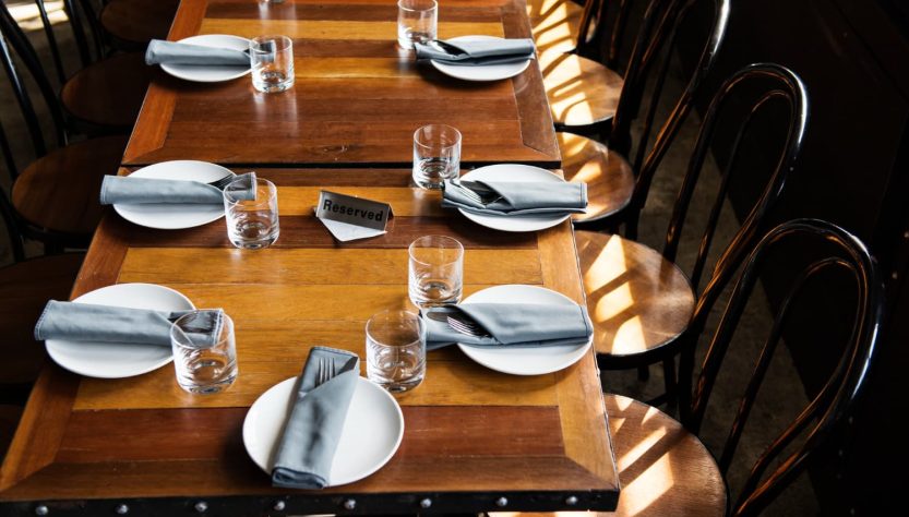 Mesas de madera para hostelería una guía completa para la elección perfecta